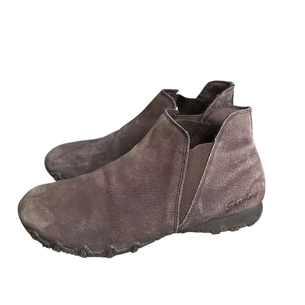 Skechers Ankle Chelsea Booties 8.5 EU 38.5 Taupe Suede Leather Flat Everyday
